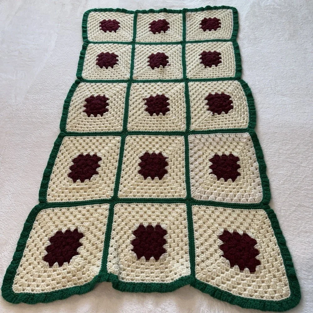Hand Crocheted Granny‎ Rectangle Throw Afghan  Blanket 56 X 30 Red Green Ivory